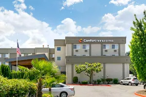Comfort Inn & Suites Pacific - Auburn image