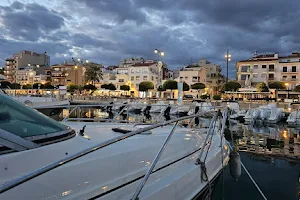 Luxury SeaBandit Alojamiento en un barco en cambrils image
