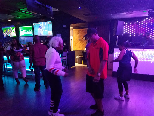 Lounge «Pk Tunn Lounge Bar & Grill», reviews and photos, 3103 Lawrenceville-Suwanee Rd, Suwanee, GA 30024, USA