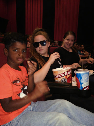 Movie Theater «King Ranger Theatres», reviews and photos, 1373 E Walnut St, Seguin, TX 78155, USA