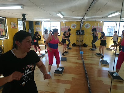 Hard-Body Gym - Av. Cóndor Ñan 36, Quito 170146, Ecuador