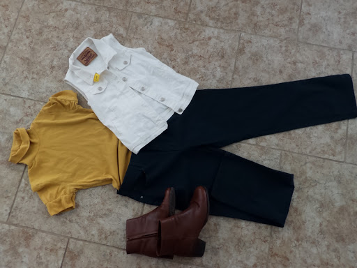 Thrift Store «Urban Thrift», reviews and photos, 9850 Walnut Hill Ln, Dallas, TX 75238, USA