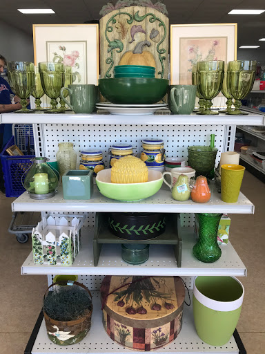Thrift Store «Goodwill Store and Donation Center», reviews and photos, 950 W Norton Ave h, Muskegon, MI 49441, USA