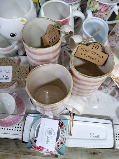 Department Store «HomeGoods», reviews and photos, 431 N Main St, East Longmeadow, MA 01028, USA