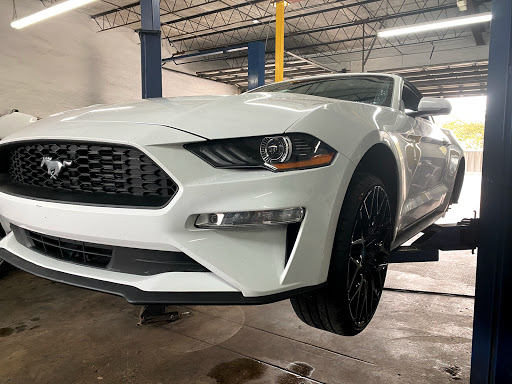 Auto Repair Shop «Aventura Auto Specialist», reviews and photos, 19130 W Dixie Hwy, Aventura, FL 33180, USA