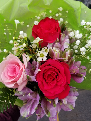 Florist «Hartland Flowers Inc», reviews and photos, 10044 Highland Rd, Hartland, MI 48353, USA