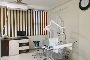 Chawda's Dental Care image