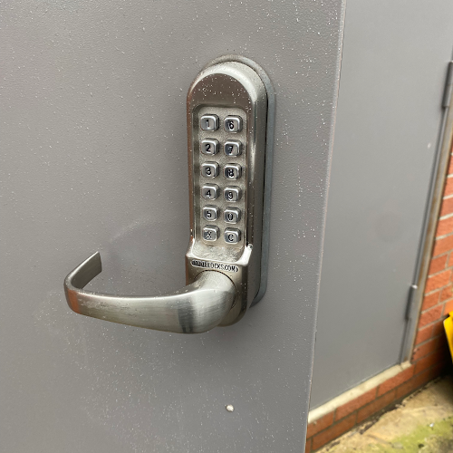 Reviews of Locksmith Hedge End in Southampton - Locksmith