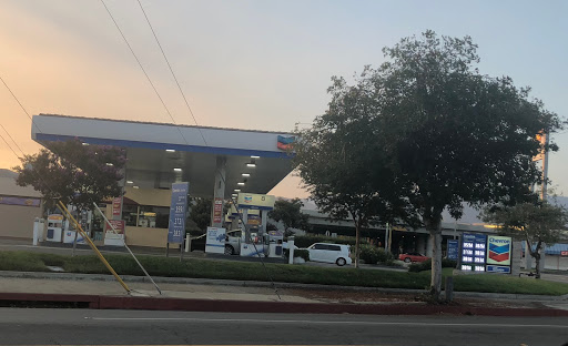 Gas Station «Chevron», reviews and photos, 1515 N Garey Ave, Pomona, CA 91767, USA
