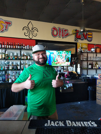 Gay Bar «The Veaux Bar & Grill», reviews and photos, 285 Oak St, Biloxi, MS 39530, USA