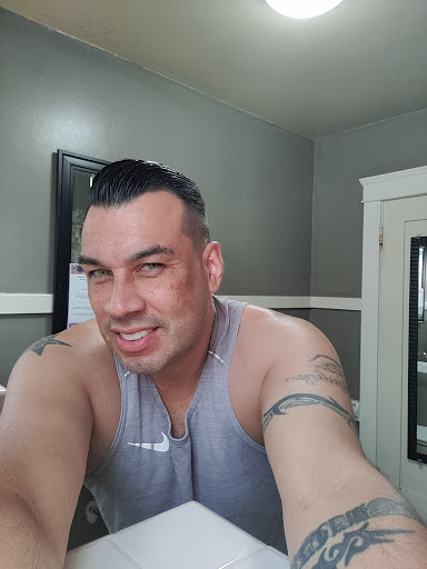 Barber Shop «Razorbacks Barbershop», reviews and photos, 3400 E 4th St, Long Beach, CA 90814, USA