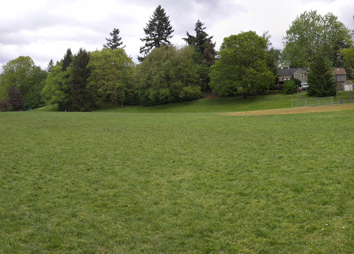 Park «Burlingame Park», reviews and photos, SW Falcon St & SW 12th Ave, Portland, OR 97219, USA