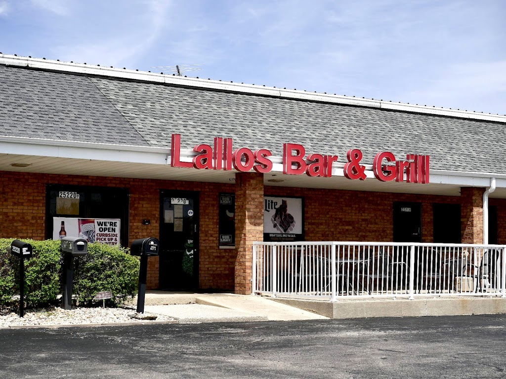 Lallos Bar & Grill 60410