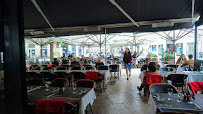 Atmosphère du Restaurant Le Grand Café à Bordeaux - n°5