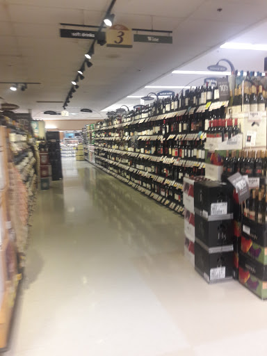 Grocery Store «Quality Food Center», reviews and photos, 4919 Evergreen Way, Everett, WA 98203, USA