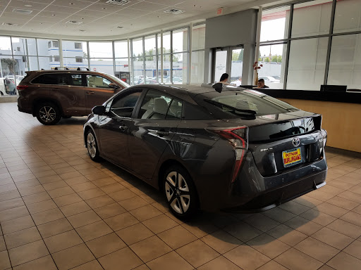 Car Dealer «Putnam Toyota», reviews and photos, 50 California Dr, Burlingame, CA 94010, USA