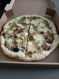 Plats et boissons du Pizzeria Pizza Bonici Saint-Jean-d'Illac - n°13