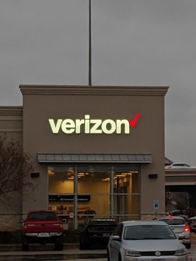 Cell Phone Store «Verizon», reviews and photos, 1489 W Pipeline Rd, Hurst, TX 76053, USA
