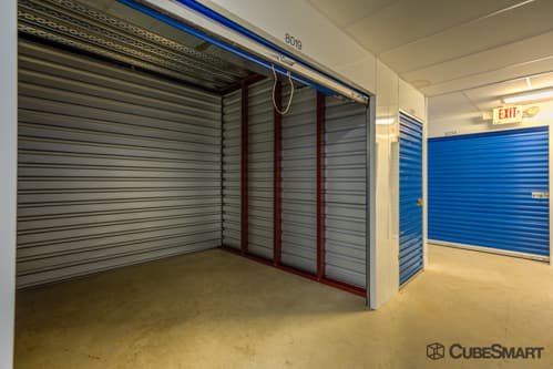 Self-Storage Facility «CubeSmart Self Storage», reviews and photos, 847 Trailview Blvd SE, Leesburg, VA 20175, USA