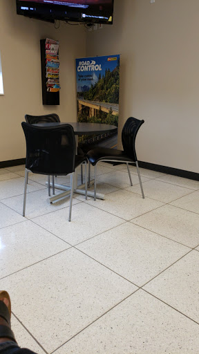 Tire Shop «Les Schwab Tire Center», reviews and photos, 58405 Columbia River Hwy, St Helens, OR 97051, USA