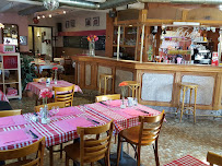 Atmosphère du Chez Les Filles, Bistrot, Restaurant, Bar, PMU à Metz - n°6