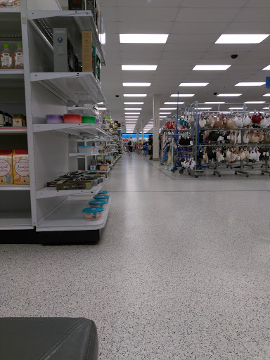 Clothing Store «Ross Dress for Less», reviews and photos, 1445 Riverstone Pkwy, Canton, GA 30114, USA