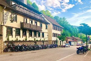 Schwarzwald Hotel Restaurant Schützen image