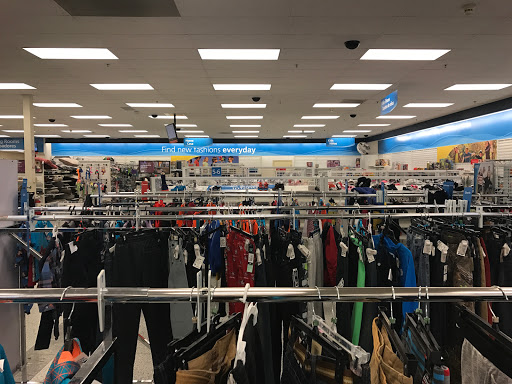 Clothing Store «Ross Dress for Less», reviews and photos, 6715 Camino Arroyo, Gilroy, CA 95020, USA