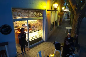 Colonia Sandwich Coffee Shop image