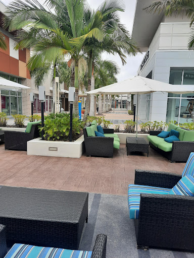 Outlet Mall «Tanger Outlet Daytona», reviews and photos, 1100 Cornerstone Blvd, Daytona Beach, FL 32117, USA