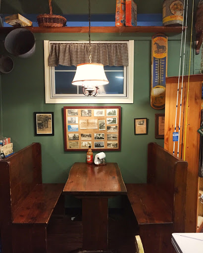 Grocery Store «Riverton General Store», reviews and photos, 2 Main St, Barkhamsted, CT 06063, USA