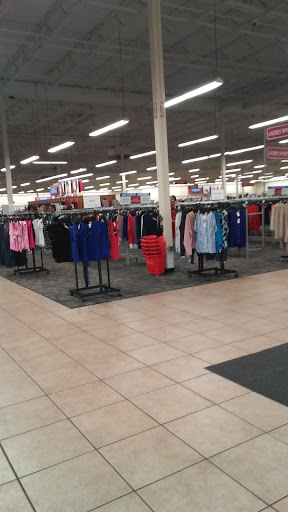 Clothing Store «Burlington Coat Factory», reviews and photos, 229 NJ-73, Marlton, NJ 08053, USA