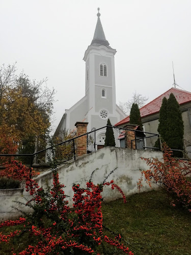 Nyitvatartás: Veszprémi Református templom