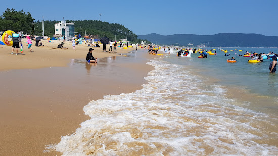 Myeongsasimni Beach