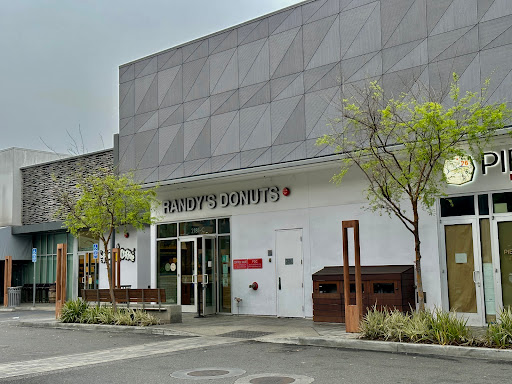 Randys Donuts image