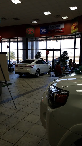 Toyota Dealer «San Marcos Toyota», reviews and photos, 5101 I-35, San Marcos, TX 78666, USA