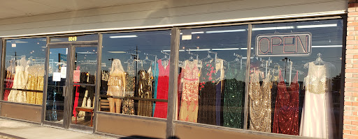 Bridal Shop «Discount Formals», reviews and photos, 6015 S Sheridan Rd, Tulsa, OK 74145, USA