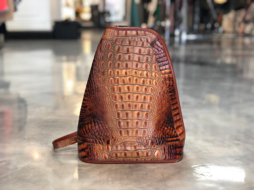 Consignment Shop «SecondHand Savvys», reviews and photos, 210 S Kings Ave, Brandon, FL 33511, USA