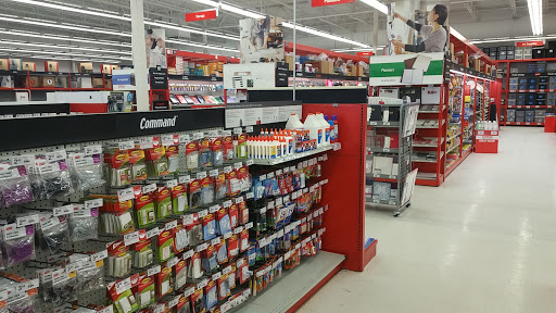 Office Supply Store «Staples», reviews and photos, 1722-1724 S West Ave, Freeport, IL 61032, USA