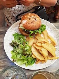 Hamburger végétarien du Restaurant Le Petit Bouchon de la Place à Lyon - n°5