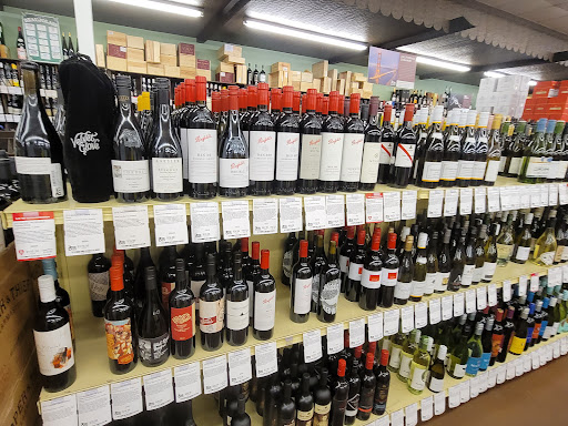 Wine Store «B-21 Fine Wine & Spirits», reviews and photos, 43380 US Hwy 19 N, Tarpon Springs, FL 34689, USA