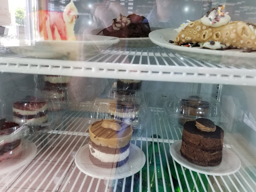 Italian Restaurant «The Garlic Knot», reviews and photos, 5073 N Dixie Hwy, Oakland Park, FL 33334, USA