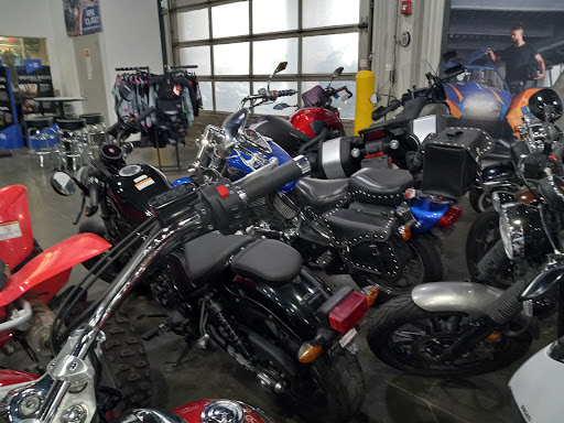 Motorcycle Dealer «Indian Motorcycle Kansas City & RideNow Powersports Kansas City», reviews and photos, 800 N Rogers Rd, Olathe, KS 66062, USA