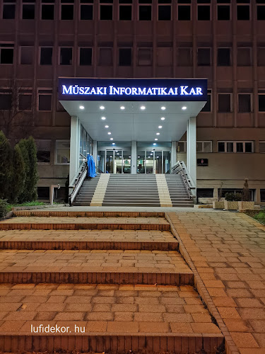 Műszaki Informatikai Kar - Egyetem