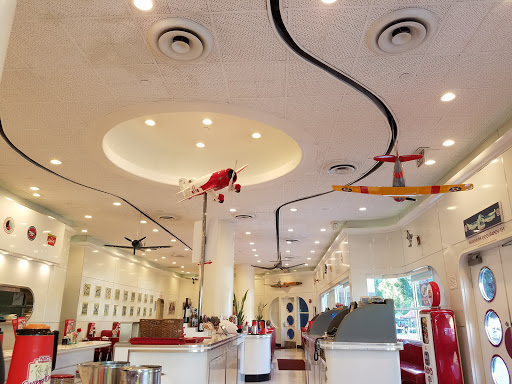 Shopping Mall «Laguna Hills Mall», reviews and photos, 24155 Laguna Hills Mall, Laguna Hills, CA 92653, USA