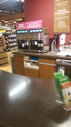 Supermarket «Giant Eagle Supermarket», reviews and photos, 870 N Court St, Medina, OH 44256, USA