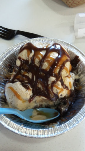 Ice Cream Shop «The Baked Bear», reviews and photos, 256 North University Drive, Farmington, UT 84025, USA