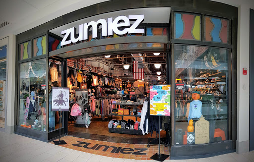 Zumiez