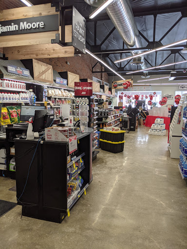 Hardware Store «Westlake Ace Hardware 059», reviews and photos, 1000 Westport Rd, Kansas City, MO 64111, USA