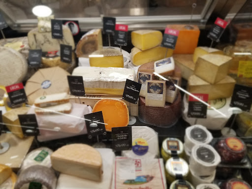 Grocery Store «Whole Foods Market», reviews and photos, 94 Derby St, Hingham, MA 02043, USA